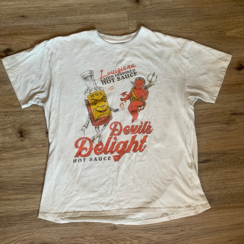 Brisco Brands Louisiana Cajun Hot Sauce Devils Delight Graphic T-Shirt White XL